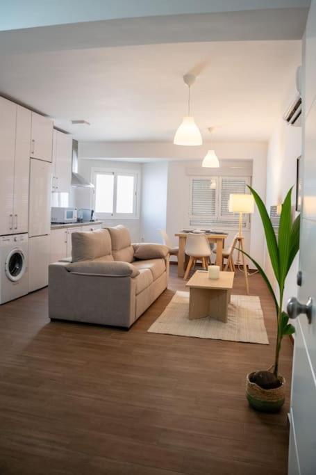 California Apartament Duenas Sevilla Eksteriør bilde
